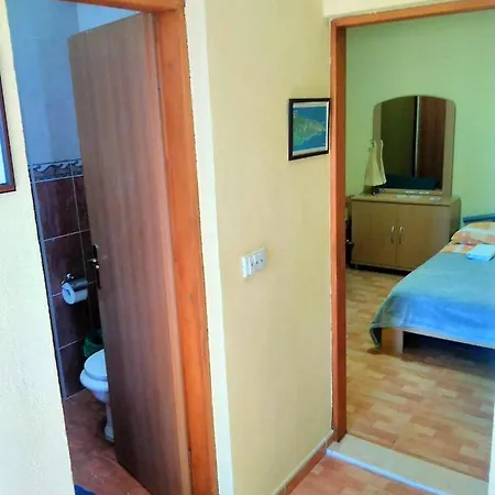 Jakov One Bedroom Lägenhet Sućuraj