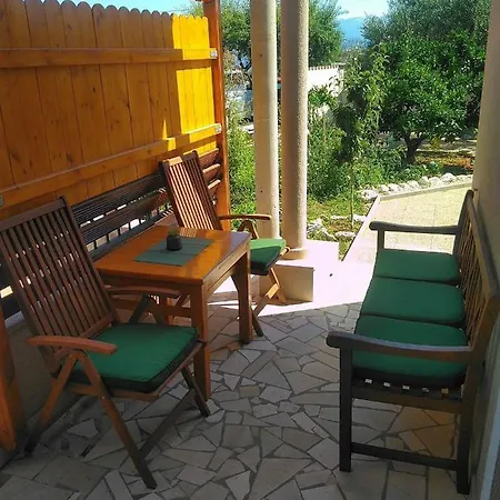Jakov One Bedroom Daire