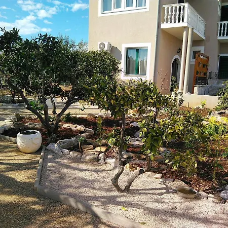 Daire Jakov One Bedroom